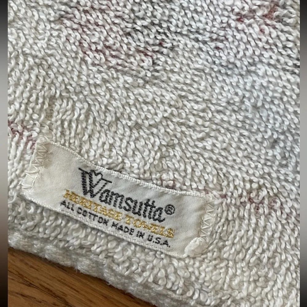 Walt Disney productions Wamsutta heritage 1970s all cotton bath towel‎ 39”x23”